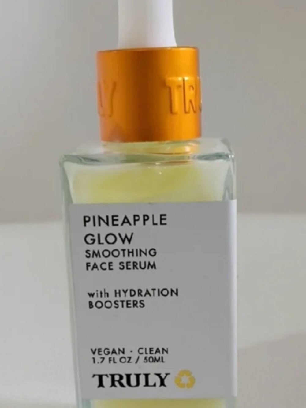 TRULY Pineapple Glow Smoothing Face Serum - *DISCONTINUED 1.7 fl oz